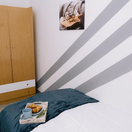 Piso Compartido Delyrent, Renfe Hotel Jaen Ngoại thất bức ảnh