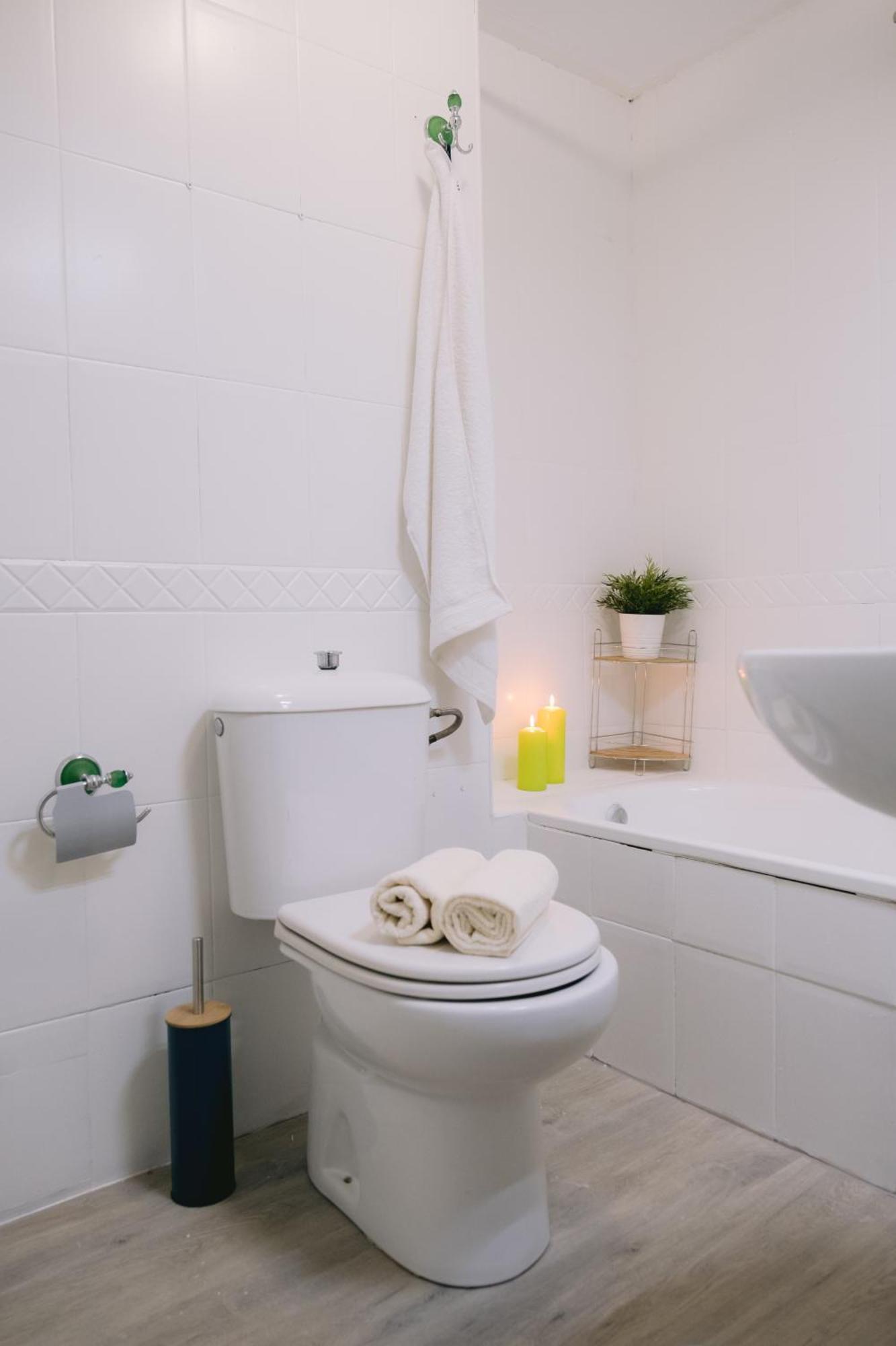 Piso Compartido Delyrent, Renfe Hotel Jaen Ngoại thất bức ảnh